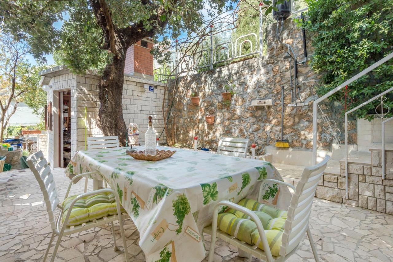 Apartments By The Sea Stanici, Omis - 1028 Tice Exterior photo
