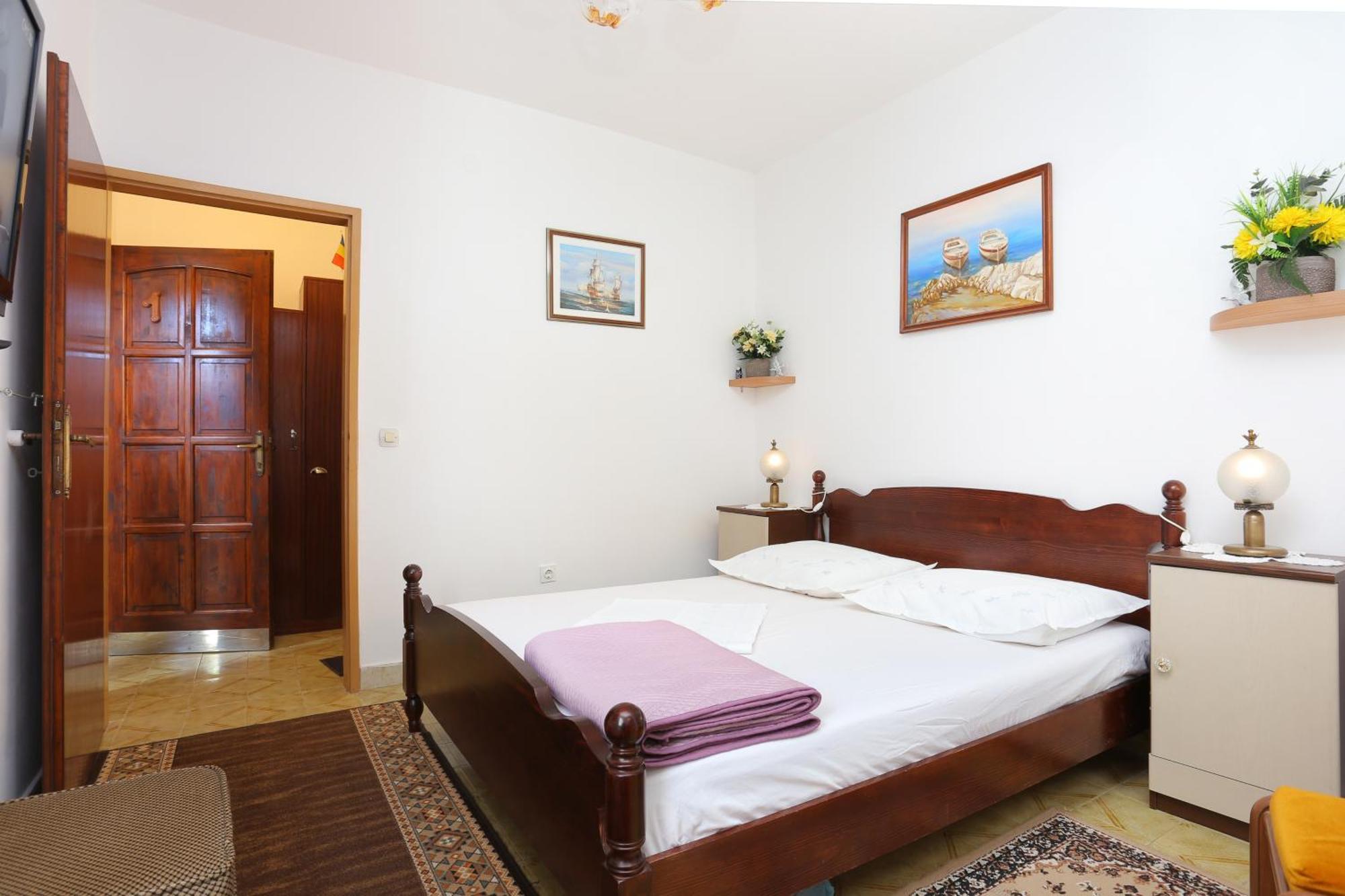 Apartments By The Sea Stanici, Omis - 1028 Tice Room photo